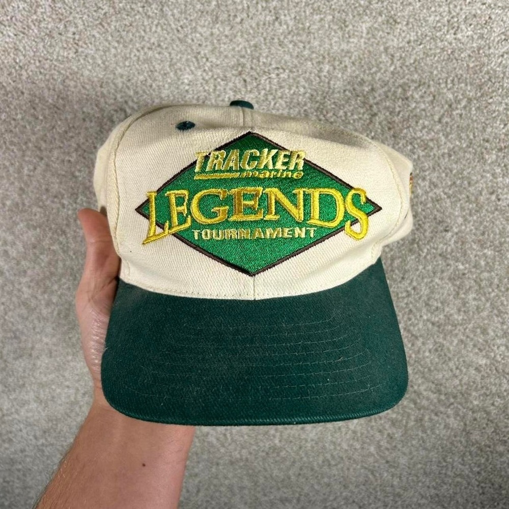 Vintage Bass Pro Shops Tracker boats white and green strap back hat cap